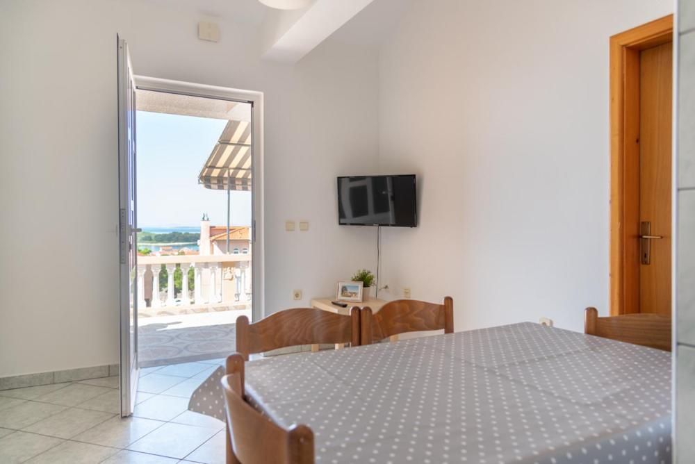 Rasin Apartments Apartma