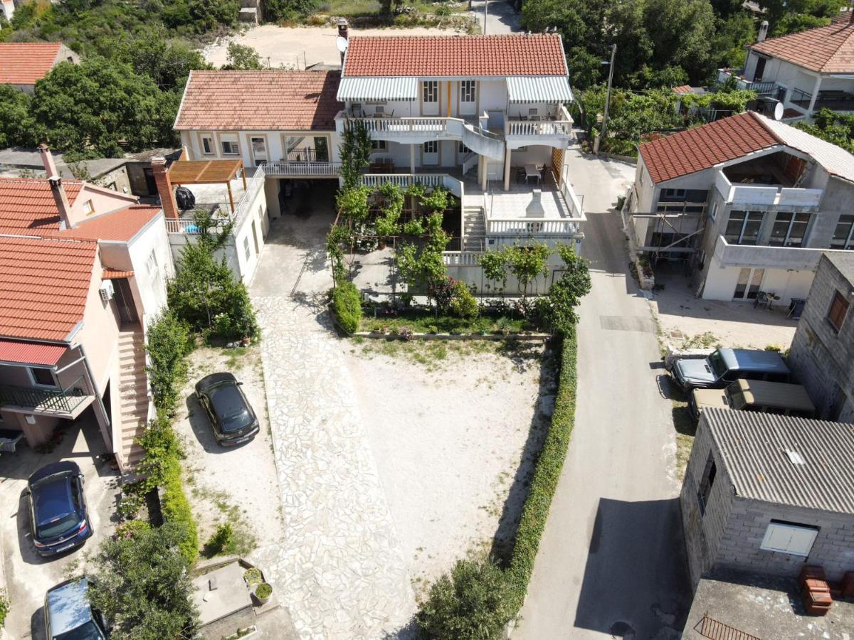 Rasin Apartments Apartma